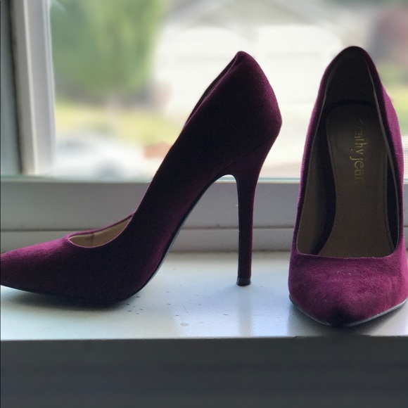 Burgundy heels 👠 - Picture 1 of 5